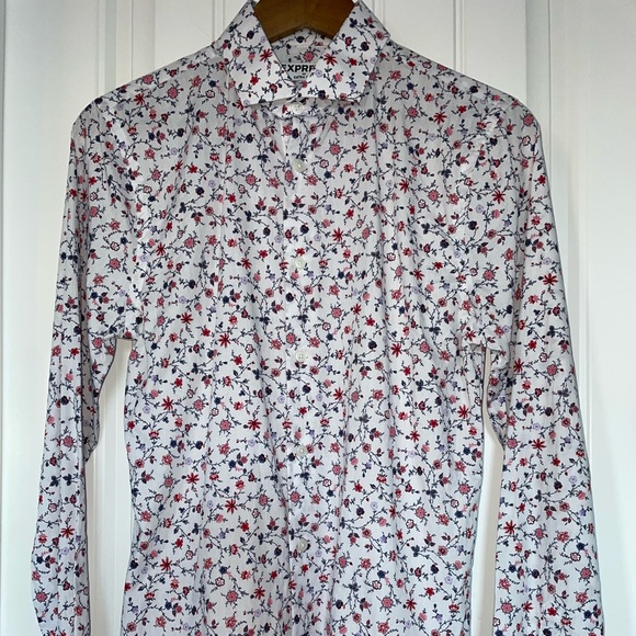 Express Extra-Slim fit dress shirt; Small; White w/ Floral pattern - Picture 2 of 7